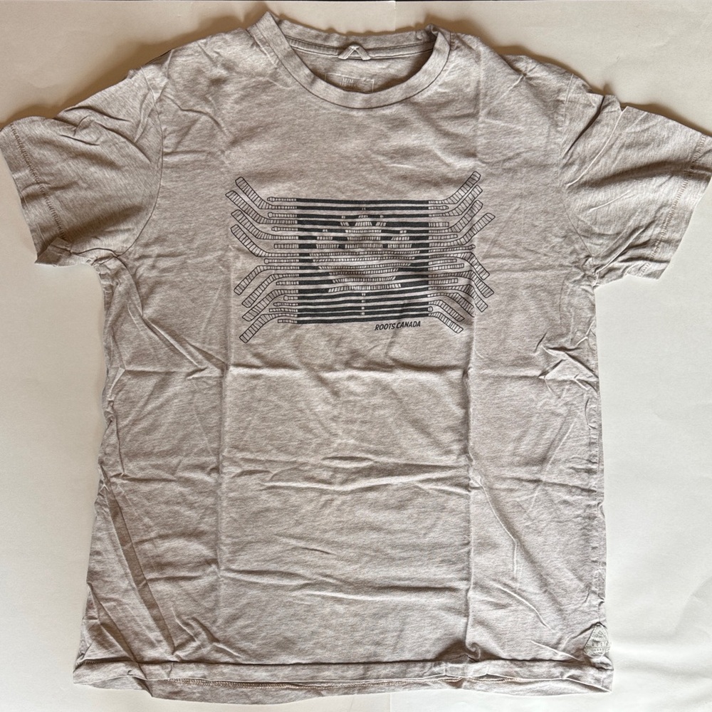Roots Canada Mens Beige Graphic Tee